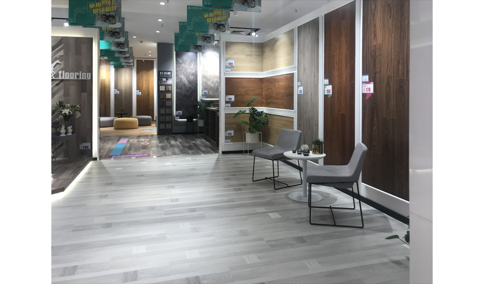 180㎡門店實(shí)景展示1