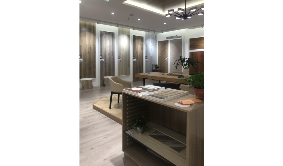 180㎡門(mén)店實(shí)景展示2