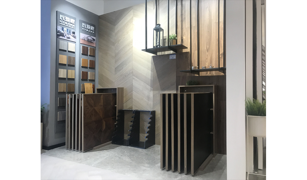 180㎡門店實(shí)景展示1