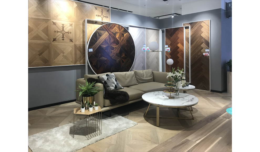 180㎡門店實(shí)景展示1