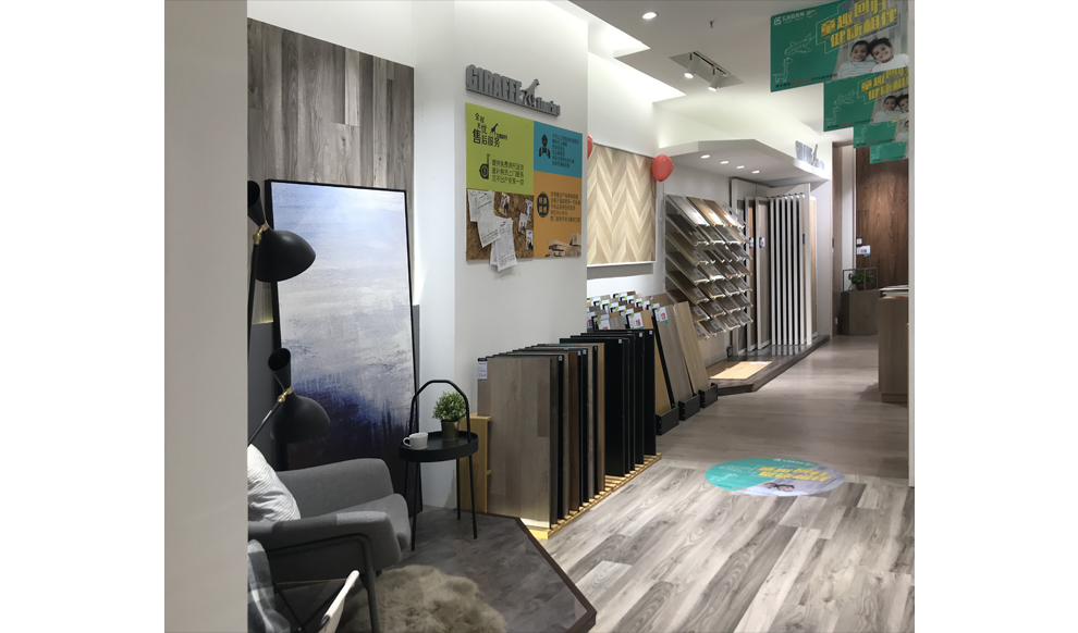 180㎡門(mén)店實(shí)景展示2